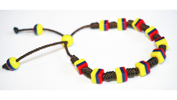 Pulsera cuentas tricolor hecho a mano hecho a mano abalorios regalo para su regalo para los hombres colombianos brazalete Tipico Unisex Joyeria impermeable