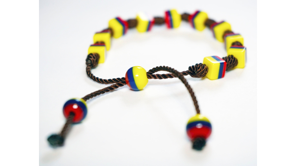 Pulsera cuentas tricolor hecho a mano hecho a mano abalorios regalo para su regalo para los hombres colombianos brazalete Tipico Unisex Joyeria impermeable