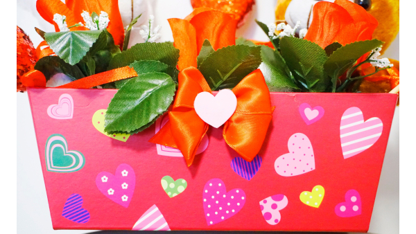 Mother's Day Celebration Twin Bears Flower Ornaments Gift for all our Special Mothers Box Set Includes Beautiful of Necklace and Earrings