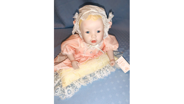Vintage Yolanda Bello Picture Perfect Babies HEATHER Knowles Porcelain Doll Ashton Drake with Original Boxes ,Aditional Heirloom Ornaments