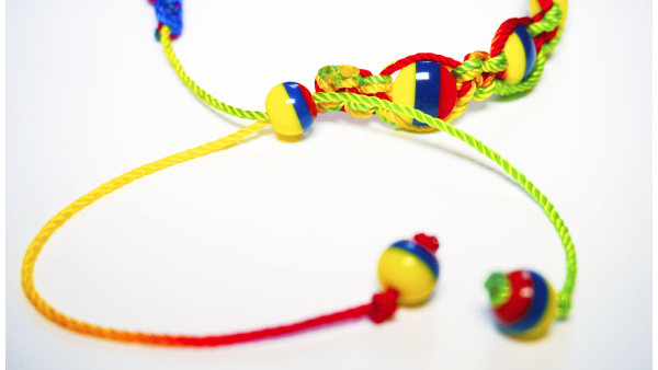 Pulsera hecha a mano con cuentas tricolor hecho a mano abalorios regalo para su regalo para los hombres colombianos brazalete Tipico Unisex Joyeria impermeable
