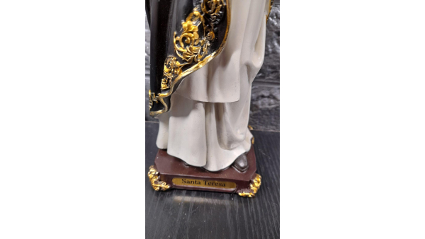 Santa Teresa del Niño Jesús y de la Santa Faz Antique Stytle 13 Inch Venerated in Roman Catholic Church, Muy Venerada En La Iglesia Catolica