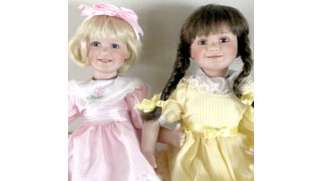 Vintage Antique Susie and Linda Ashton Drake Porcelain Dolls from the 1998 Friendship is Forever Collection