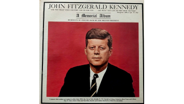 John F. Kennedy John Fitzgerald Kennedy A Original Memorial Album (1963) Vinilo LP JFK Presidente de EE. UU. Género Palabra hablada
